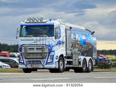 Volvo FH Milk Truck On The Road