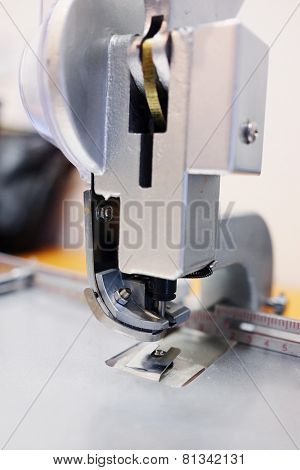 Professional printing stapler
