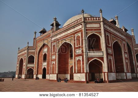 Humayun Tomb, Nizamuddin East