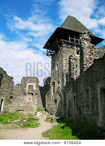 Castelo de Nevitskiy, perto de Uzhgorod, Ucrânia