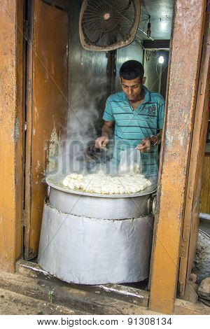Street Restaurant Sells Fresh Dumplins