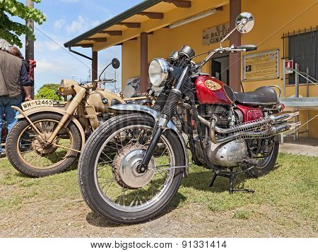 Vintage Motorcycle Bsa Spitfire 650