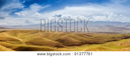 Desert hills in Tibet