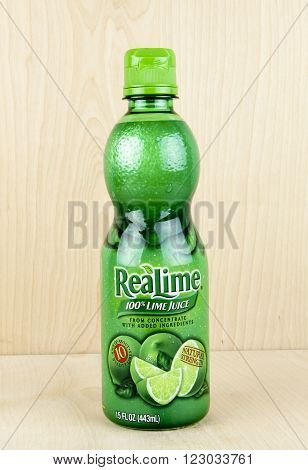 SPENCER WISCONSIN March24 2016 Bottle of Realime Limejuice Realime is a product of Dr Pepper Snapple Group