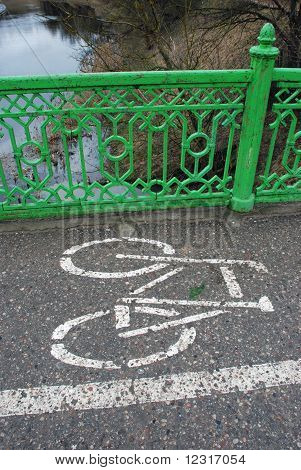 Cycleway på broen