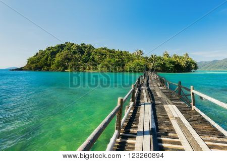 Wooden bridge to the island. Koh Laoya Sea of Thailand