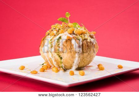 Rajasthani Shahi Raj Kachori, stuffed katchori with potato and sprout filling and served with curd, chutney and sev