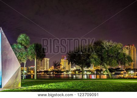 st petersburg florida night scenes from park
