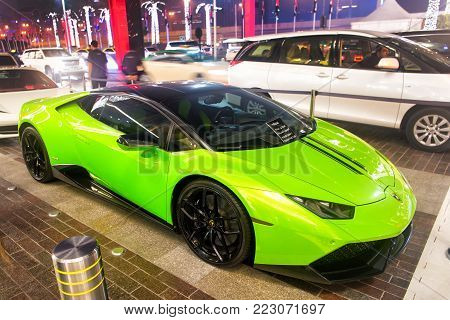 Supercar Lamborghini Huricane Greeen Color