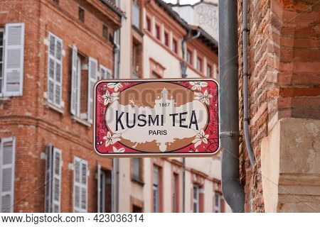 Bordeaux , Aquitaine France - 06 06 2021 : Kusmi Tea Paris Logo Sign And Logo Text Of Store Brand Of