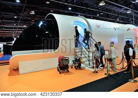 Dubai, Uae - November 16: The Virgin Hyperloop One Prototype And People Are In Queue For Testing Of 