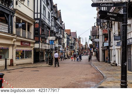 Chester, Great Britain - September 14, 2014: Eastgate Street Is The Historic City Center With Mediev