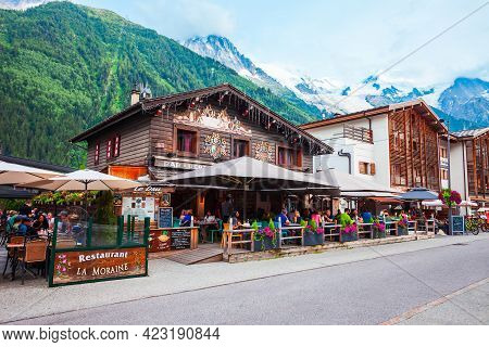 Chamonix, France - July 18, 2019: Cafe In Chamonix City Centre. Chamonix Mont Blanc Is A Commune And