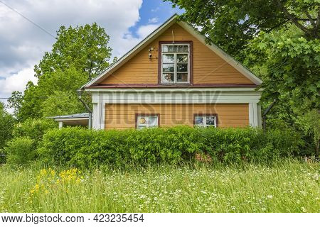 Family Estate In The Village Of Muranovo, Moscow Region, Russia