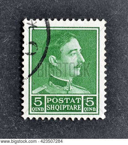 Albania - Circa 1930 : Cancelled Postage Stamp Printed By Albania, That Shows Portrait Of King Zog I