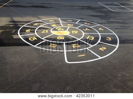 Hopscotch วงกลม