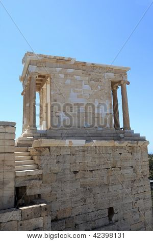 Lato del tempio di Atena Nike
