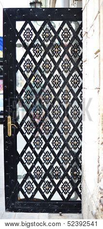 Glass door with eastern pattern