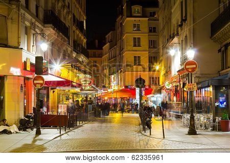 Streets Of Paris At Night