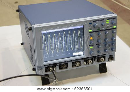 The Digital Oscilloscope.