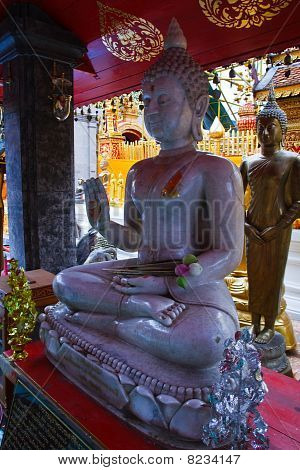 Budda biały omage