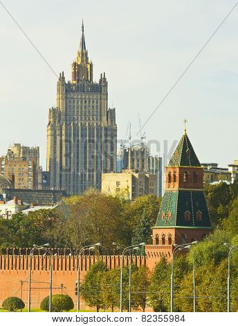 Moscow, Kremlin Tower And Skyscraper