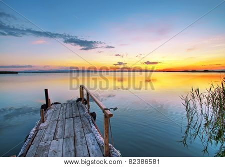 Lake Pier colors