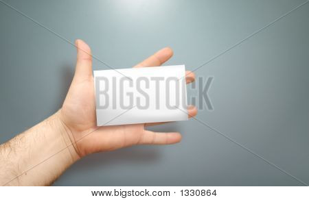 手を空のカード