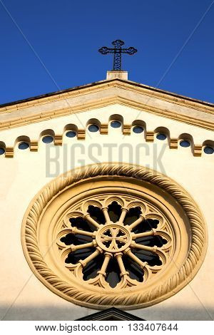 Rose Window  Italy       In  The Gorla  Old