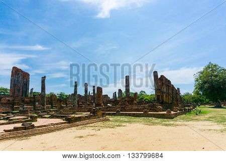 Wat Phra Si Sanphet (wat Mongkol Bophit) Old Pagoda Temple Historical Park, Phra Nakhon Si Ayutthaya