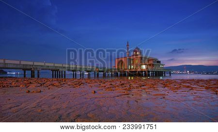 An Evening View During Sunset At The Floating Mosque,penang Port, Seberang Perai, Malaysia.