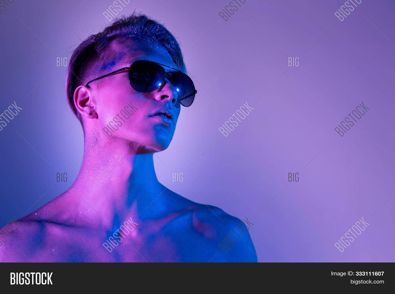 Красивый мужчина в полный рост. Марат абдуллин пауэрлифтинг. Пик парни. Bryant wood. Красивые связанные мужчины.