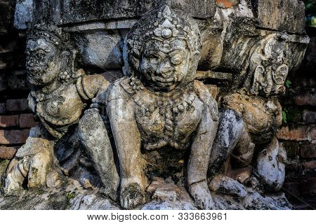 Wat Mahathat Is A Temple In Sukhothai Town Since Ancient Times. And Is The Temple Of Sukhothai Kingd