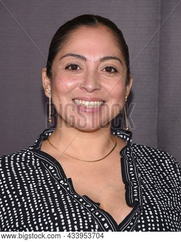 LOS ANGELES - SEP 01: Jacqueline Guido arrives for the Ã¢â¬ËRuntÃ¢â¬â¢ Los Angeles Premiere on September 22, 2021 in Hollywood, CA