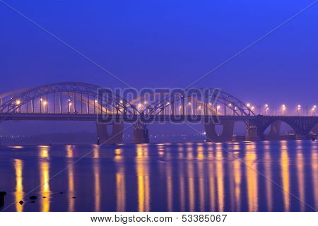 Darnitskiy bridge