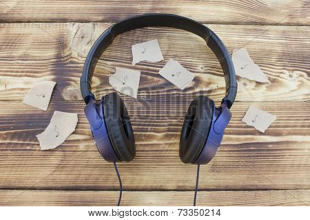 Earphones and notes