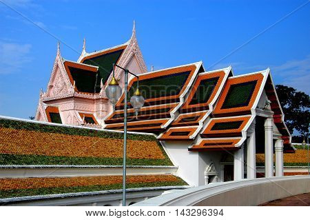 Nakhon Pathom Thailand - December 27 2005: South Vihara with its interlocking gabled roofs at Wat Phra Pathom Chedi