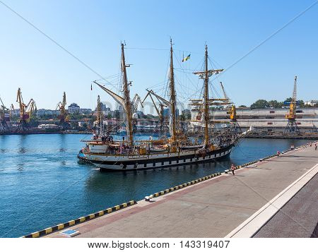 Odessa, Ukraine August 15, 2016: Training Barquentine Italian Navy 