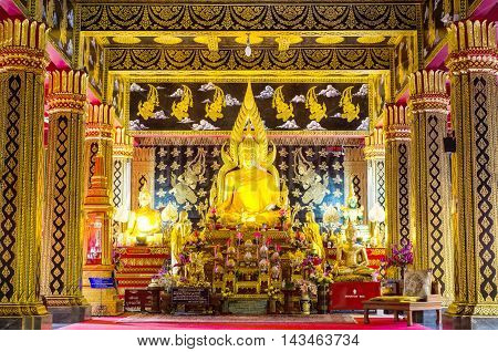 Chiang Mai - 18 November 2014 Buddha, Wat Phan Oun. This temple is one of the famous temples in the city of Chiang Mai.