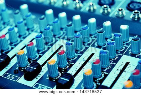 Audio Mixer, Music Equipment