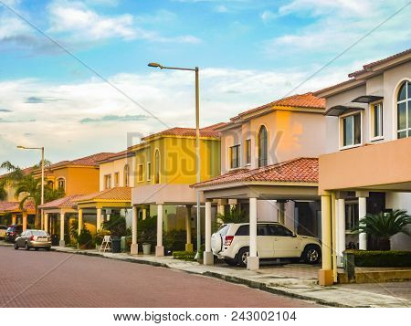 Samborondon Private Neighborhood Houses