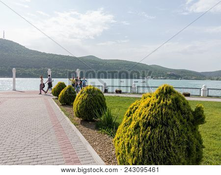 Abrau-durso - May 5, 2018: People Rest At The Mountain Lake Abrau. Abrau-durso, Krasnodar Region, Ru
