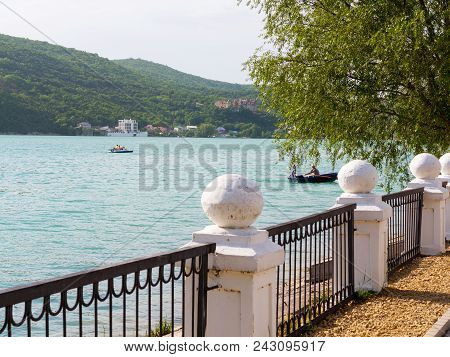 Abrau-durso - May 5, 2018: People On Boats Swim On Lake Abrau On A Warm Spring Day. Abrau-durso, Kra
