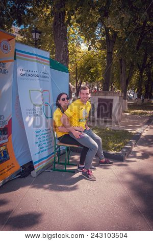 Poltava, Ukraine - May31, 2018: Peoples Live On The Street Of Poltava City At The Summer.