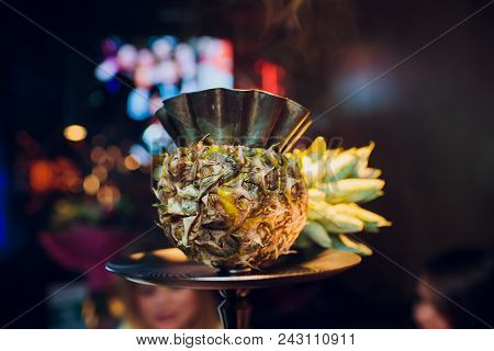 Stylish Hookah With The Aroma Pineapple For Relax.pineapple Shisha