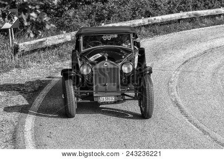 Pesaro Colle San Bartolo , Italy - May 17 - 2018 : Lancia Lambda Viii Serie Casaro	1929 Old Racing C