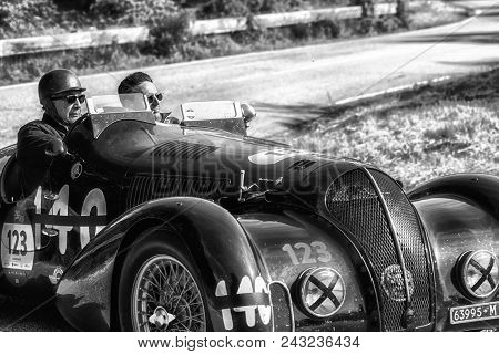 Pesaro Colle San Bartolo , Italy - May 17 - 2018 : Alfa Romeo 6c 2300 B Mm Spider Touring	1938 Old R
