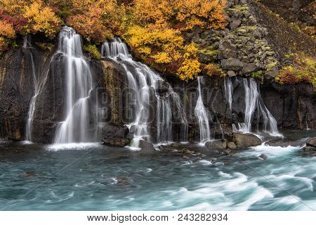 Water Flowing On Top Of A Less Permeable Basalt Layer Overlain By A Very Recent More Permeable Basal