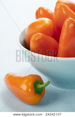 peperoni freschi arancione