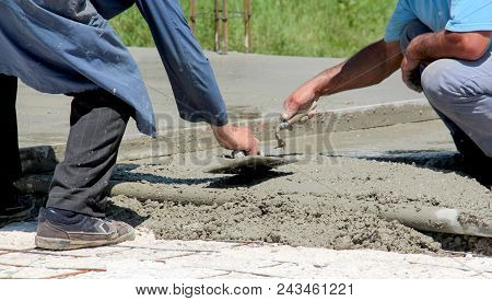Concreting The Floor Of A New House,layerin Concrete